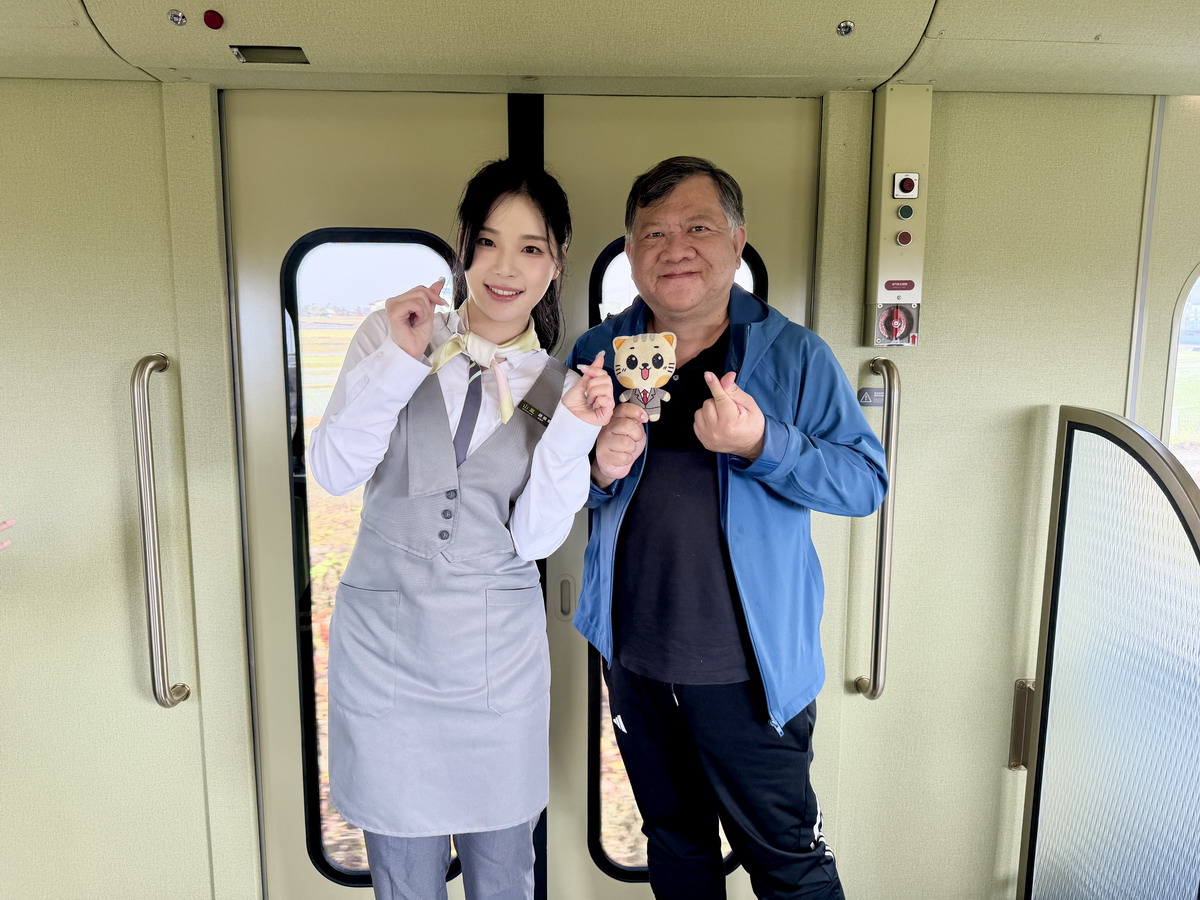 即時熱門文章：【台南旅遊】山嵐號觀光列車 2026：全台最美豪華觀光列車，首度行駛彰化—台南線，一邊欣賞嘉南田野景色，一邊享受五星級精緻便當，台灣也有浪漫的鐵道之旅（預售票搶購中）7272