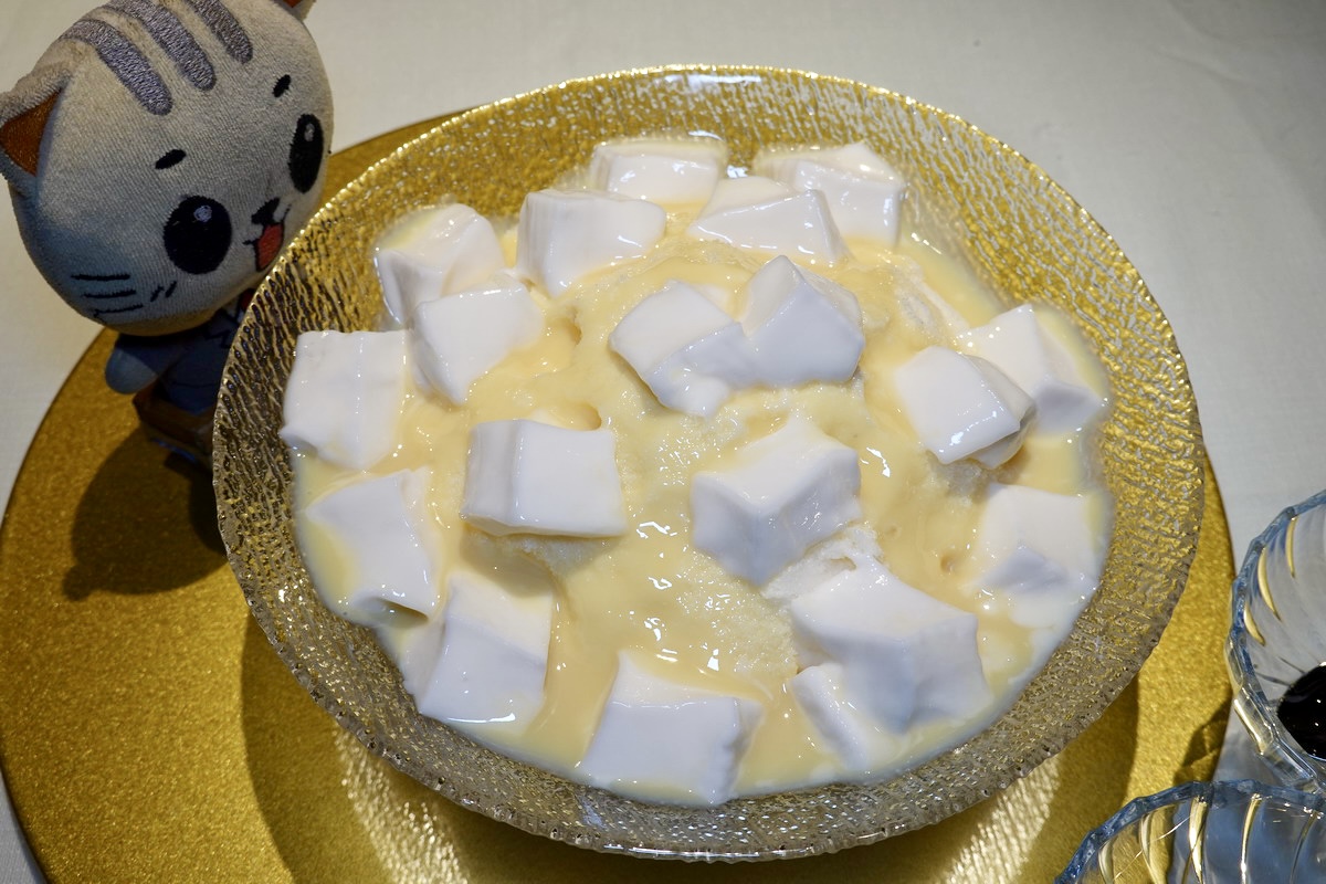 【台北象山站美食】劉家宴 2026:烤鴨撐竿跳!信義區新開幕中餐廳,主打京魯菜與淮揚菜,蓑衣花刀法666刀見功夫,海膽水餃很創新 7284 【台北象山站美食】劉家宴 2026:烤鴨撐竿跳!信義區新開幕中餐廳,主打京魯菜與淮揚菜,蓑衣花刀法666刀見功夫,海膽水餃很創新 7284