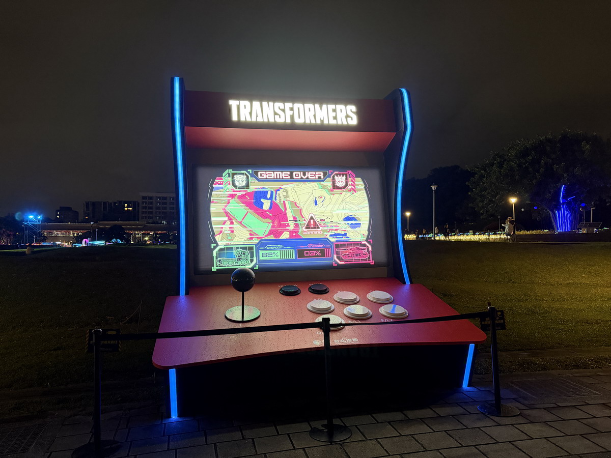 【活動】2026台北燈節花博展區:變形金剛擎天柱柯博文降臨台北 7298 【活動】2026台北燈節花博展區:變形金剛擎天柱柯博文降臨台北 7298