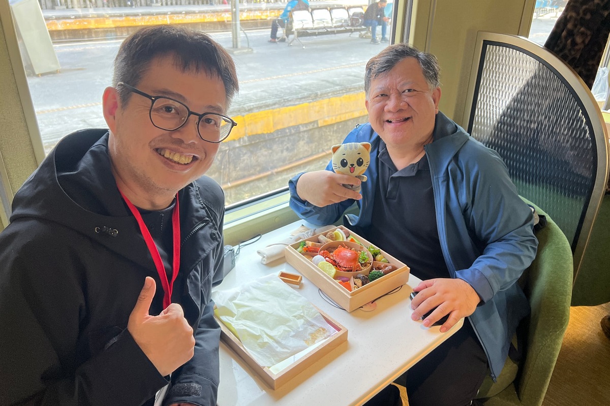 【台南旅遊】山嵐號觀光列車 2026:全台最美豪華觀光列車,首度行駛彰化—台南線,一邊欣賞嘉南田野景色,一邊享受五星級精緻便當,台灣也有浪漫的鐵道之旅(預售票搶購中)7272 【台南旅遊】山嵐號觀光列車 2026:全台最美豪華觀光列車,首度行駛彰化—台南線,一邊欣賞嘉南田野景色,一邊享受五星級精緻便當,台灣也有浪漫的鐵道之旅(預售票搶購中)7272