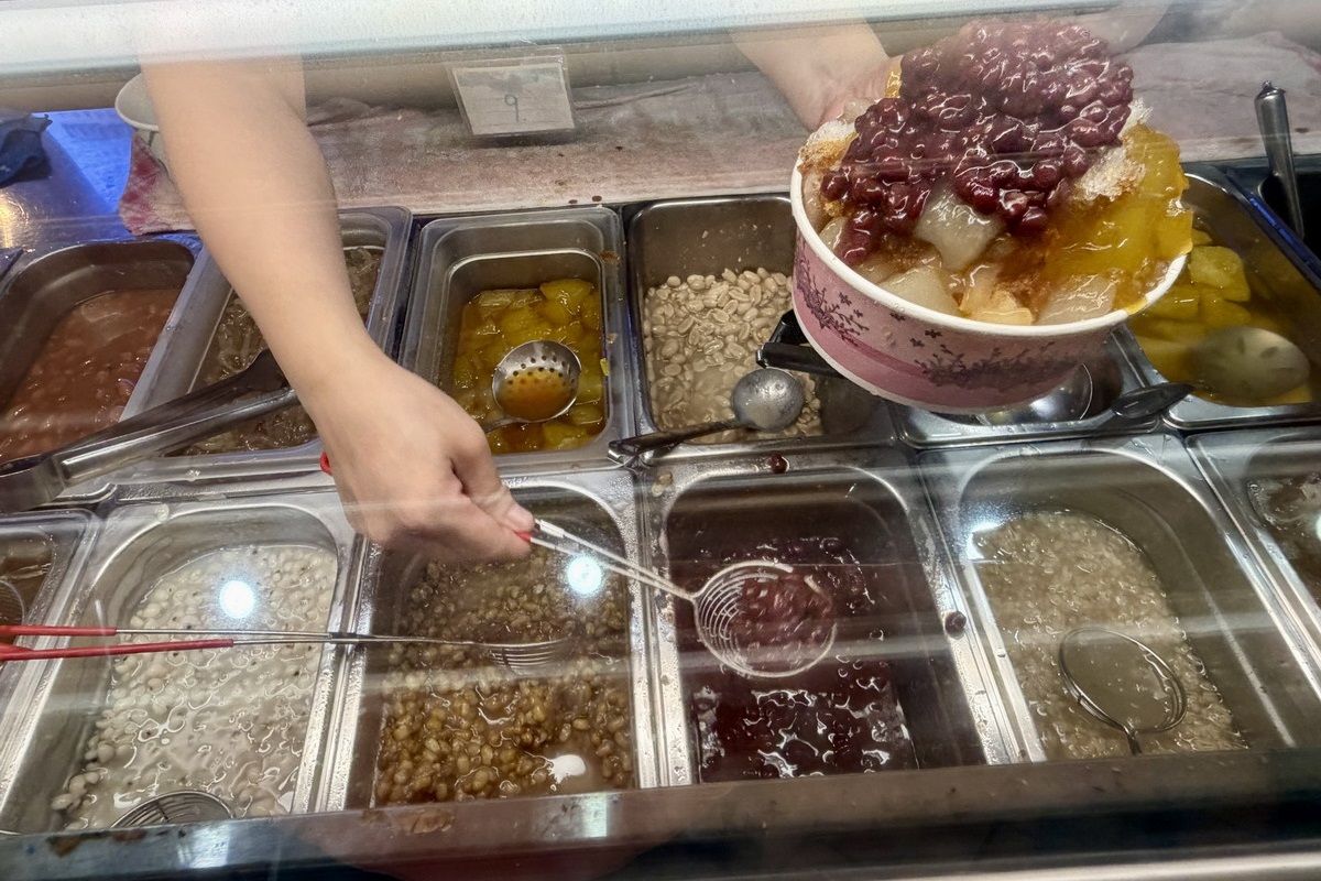 【台北雙連站美食】杉味豆花 2026:延三夜市起家,寧夏夜市商圈美味甜品,炭燒豆花、剉冰、杏仁凍、燒仙草都好吃 7471 【台北雙連站美食】杉味豆花 2026:延三夜市起家,寧夏夜市商圈美味甜品,炭燒豆花、剉冰、杏仁凍、燒仙草都好吃 7471
