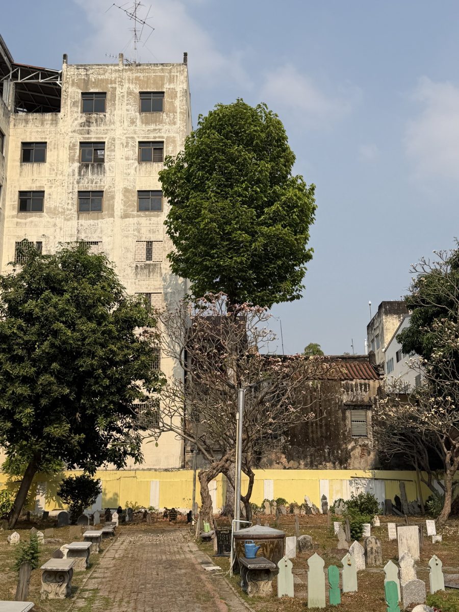 【泰國曼谷旅遊】嵩越路 Song Wat Road 2026:曼谷最新爆紅熱門散步街,唐人區古今融合帶來滿滿鬆馳感,老建築、美食、咖啡、文青小店、巷弄彩繪,一條街可以逛一整天,打卡美照拍不完 7302 【泰國曼谷旅遊】嵩越路 Song Wat Road 2026:曼谷最新爆紅熱門散步街,唐人區古今融合帶來滿滿鬆馳感,老建築、美食、咖啡、文青小店、巷弄彩繪,一條街可以逛一整天,打卡美照拍不完 7302