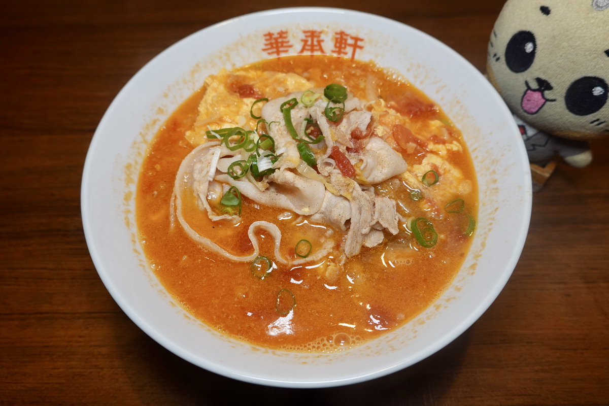 【台北中山站美食】華承軒 2026：文青麵店有很扯的麵！用日式拉麵的規格賣中式的麵，雞湯香濃帶膠質，擔擔麵香辣迷人 7314