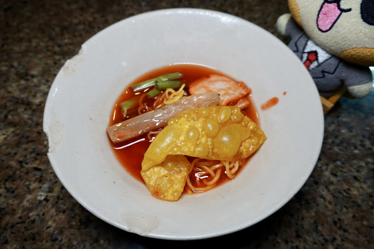 【泰國曼谷美食】勝利紀念碑船麵一條街 Payak boat noodle 2026：一碗船麵18泰銖，大家都吃爆！曼谷船麵集中地，便宜好吃的庶民美食，有中文菜單 7319