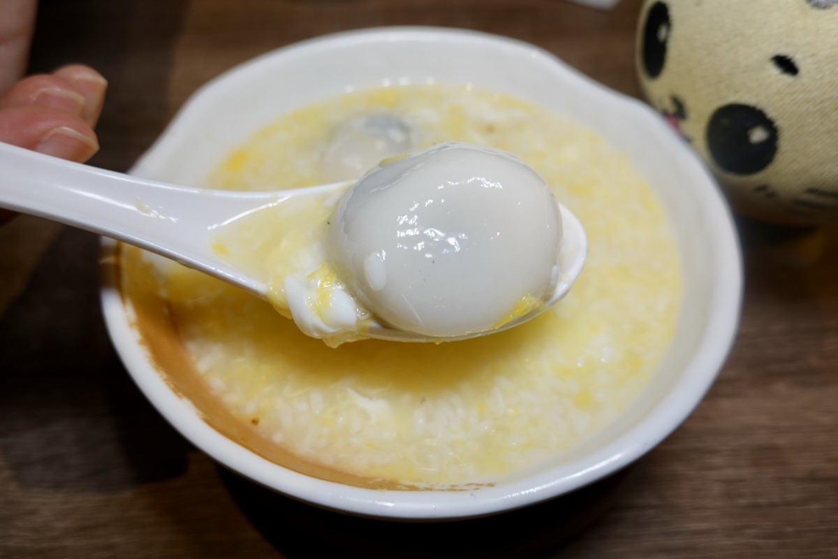 即時熱門文章：【台北忠孝復興站美食】九如商號 2026：1960年創立老店，酒釀湯圓加蛋是名物，還有懷舊上海排骨菜飯、湖州粽子、餛飩 7210