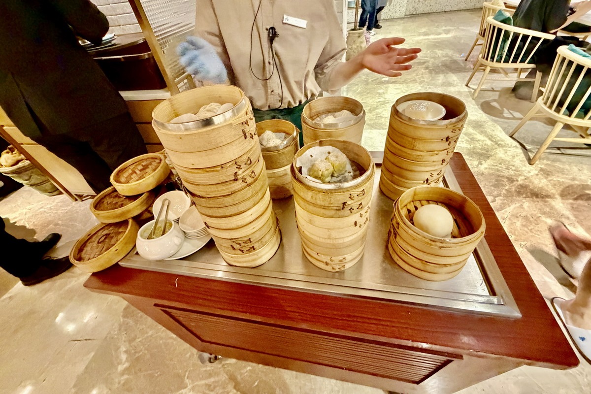 即時熱門文章：【高雄美食】高雄日航酒店SERENA全日餐廳 Hotel Nikko Kaohsiung 2026：早餐就有港式點心推車和哈根達斯冰淇淋！精緻的吃到飽早餐，高雄聽演唱會住宿新選擇 7224