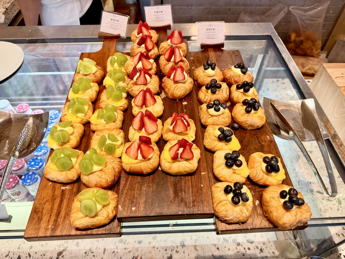 【高雄美食】高雄日航酒店SERENA全日餐廳 Hotel Nikko Kaohsiung 2026：早餐就有港式點心推車和哈根達斯冰淇淋！精緻的吃到飽早餐，高雄聽演唱會住宿新選擇 7224