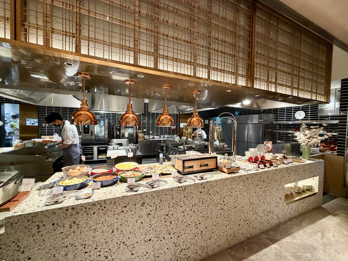 【高雄美食】高雄日航酒店SERENA全日餐廳 Hotel Nikko Kaohsiung 2026：早餐就有港式點心推車和哈根達斯冰淇淋！精緻的吃到飽早餐，高雄聽演唱會住宿新選擇 7224