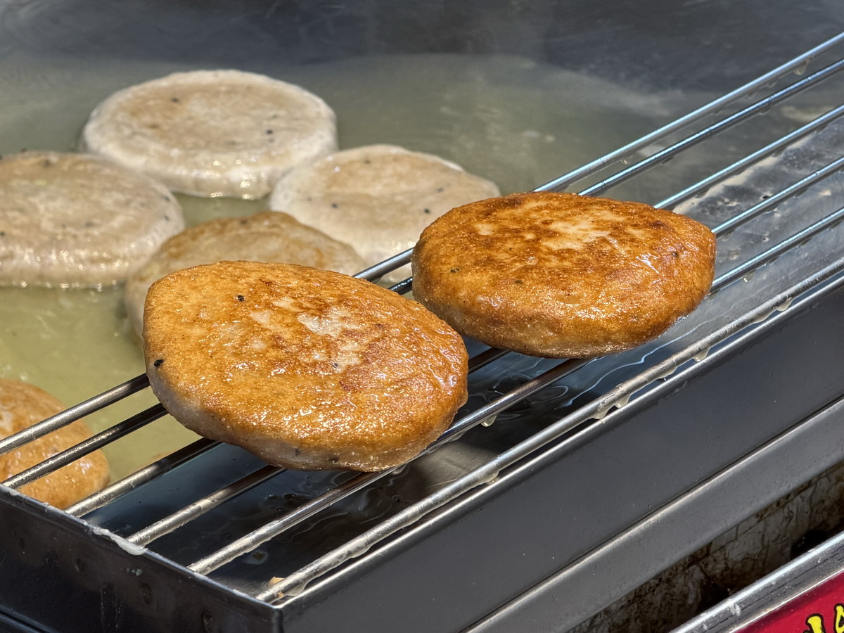 【韓國釜山旅遊】釜山國際影展明星手印星光大道 BIFF 2026:釜山南浦洞鬧區裡的追星族朝聖地,國際眾星雲集,還有夜市和糖餅可以吃 【韓國釜山旅遊】釜山國際影展明星手印星光大道 BIFF 2026:釜山南浦洞鬧區裡的追星族朝聖地,國際眾星雲集,還有夜市和糖餅可以吃