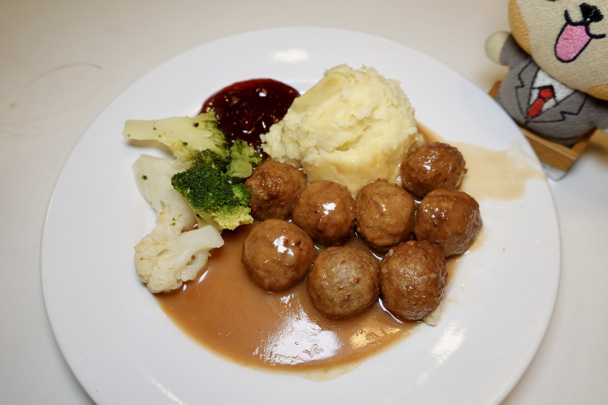 【台北小巨蛋站美食】宜家家居IKEA 台北城市店-小巨蛋 2026:家具行斜槓餐飲業,生意比餐廳還要好,不限用餐時間大受聚餐歡迎,早餐很划算 7341 【台北小巨蛋站美食】宜家家居IKEA 台北城市店-小巨蛋 2026:家具行斜槓餐飲業,生意比餐廳還要好,不限用餐時間大受聚餐歡迎,早餐很划算 7341