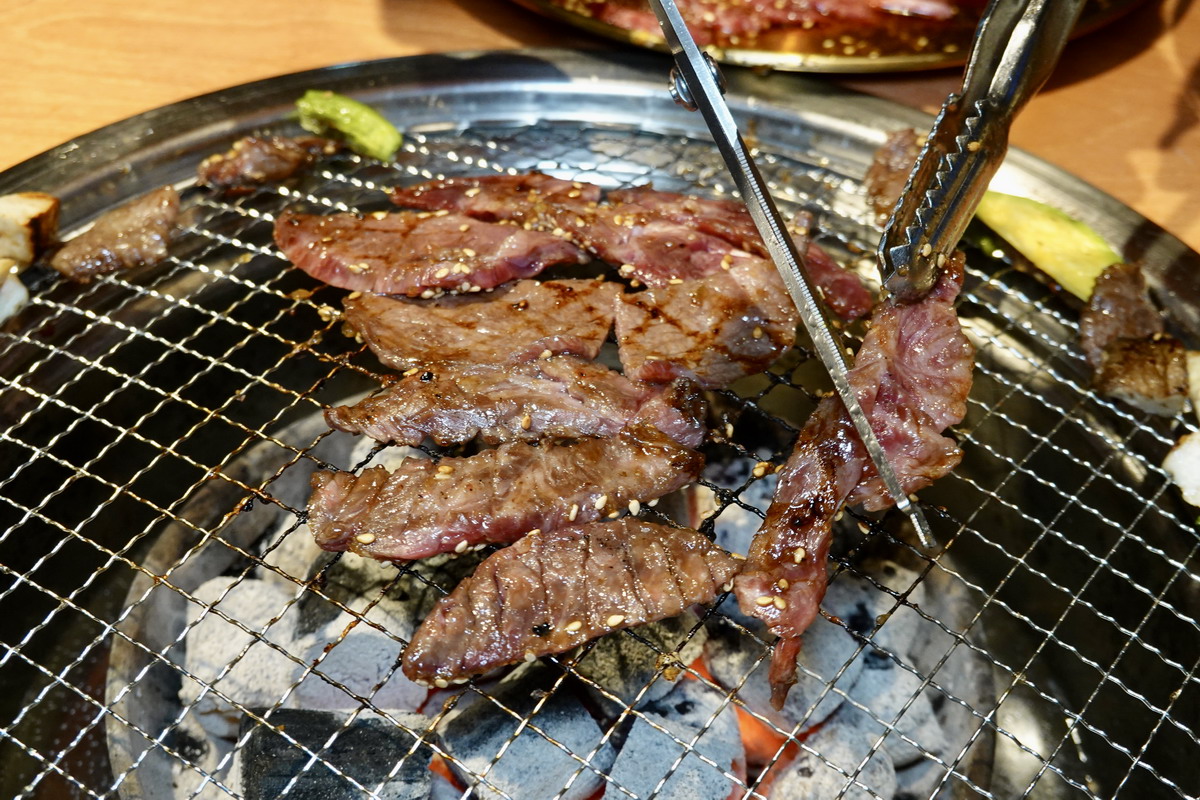 【韓國釜山美食】牛層侤音 우겹다짐 2026:在釜山吃韓牛燒肉超划算,平板電腦中文點餐,釜山自由行美味名單 7342 【韓國釜山美食】牛層侤音 우겹다짐 2026:在釜山吃韓牛燒肉超划算,平板電腦中文點餐,釜山自由行美味名單 7342