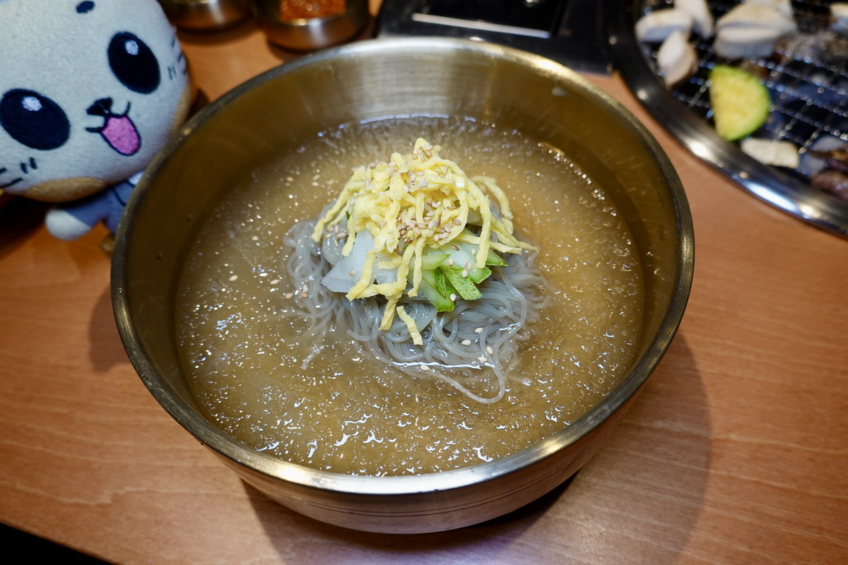 【韓國釜山美食】牛層侤音 우겹다짐 2026:在釜山吃韓牛燒肉超划算,平板電腦中文點餐,釜山自由行美味名單 7342 【韓國釜山美食】牛層侤音 우겹다짐 2026:在釜山吃韓牛燒肉超划算,平板電腦中文點餐,釜山自由行美味名單 7342