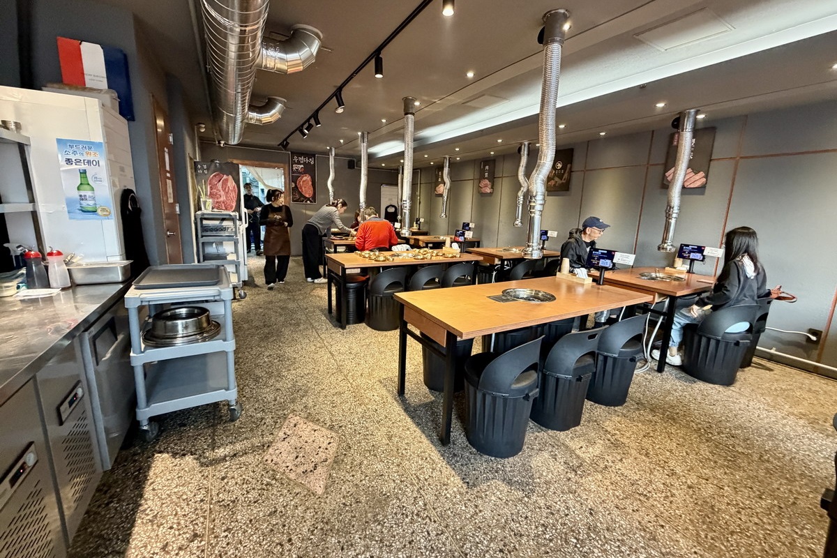 【韓國釜山美食】牛層侤音 우겹다짐 2026:在釜山吃韓牛燒肉超划算,平板電腦中文點餐,釜山自由行美味名單 7342 【韓國釜山美食】牛層侤音 우겹다짐 2026:在釜山吃韓牛燒肉超划算,平板電腦中文點餐,釜山自由行美味名單 7342