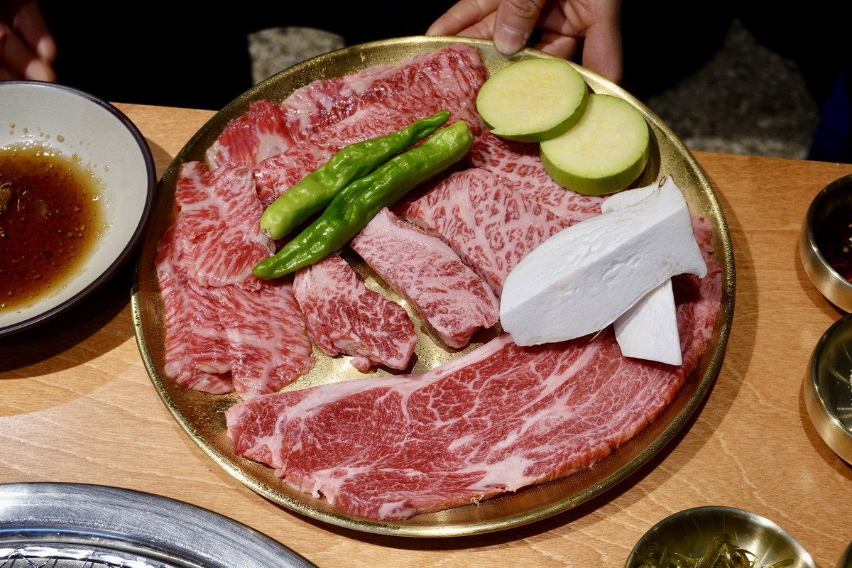 【韓國釜山美食】牛層侤音 우겹다짐 2026:在釜山吃韓牛燒肉超划算,平板電腦中文點餐,釜山自由行美味名單 7342 【韓國釜山美食】牛層侤音 우겹다짐 2026:在釜山吃韓牛燒肉超划算,平板電腦中文點餐,釜山自由行美味名單 7342