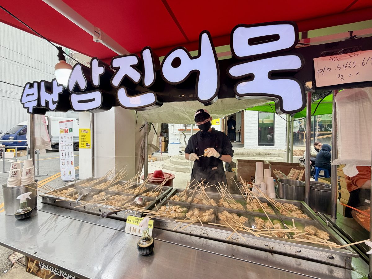 【韓國釜山旅遊】鎮海余佐川櫻花步道 2026：鎮海賞櫻第一景點，全長1.5公里櫻花隧道美不勝收，滿滿櫻花看到飽 7355