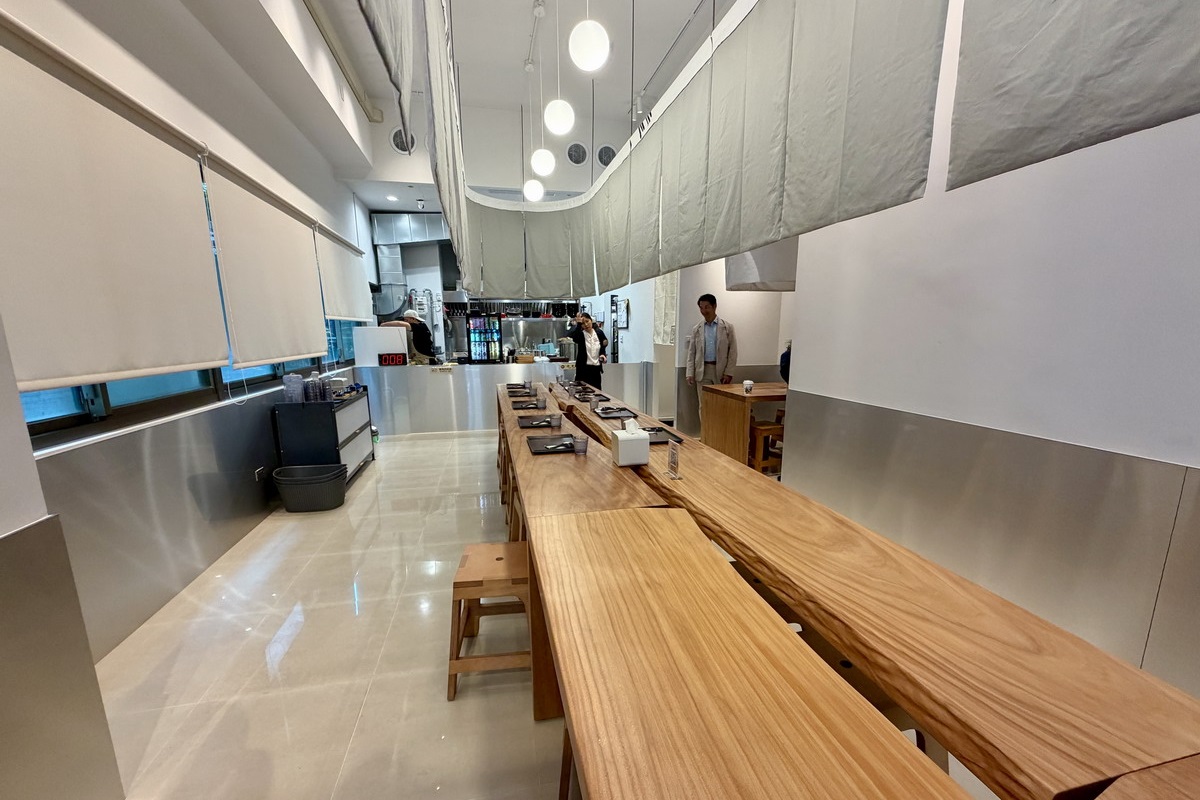 【台北中山站美食】食悅烏龍麵 2026：新開幕！日本香川縣50年烏龍麵名店麵條空運來台，在台完整重現日本烏龍麵風味！五條通新開店 7367