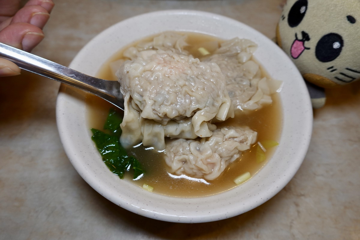 網站近期文章：【台北大安站美食】強記港式小館 2026：一秒到香港，很有香港風情的燒臘粥粉麵小舖，鳳城水餃太特別 7373