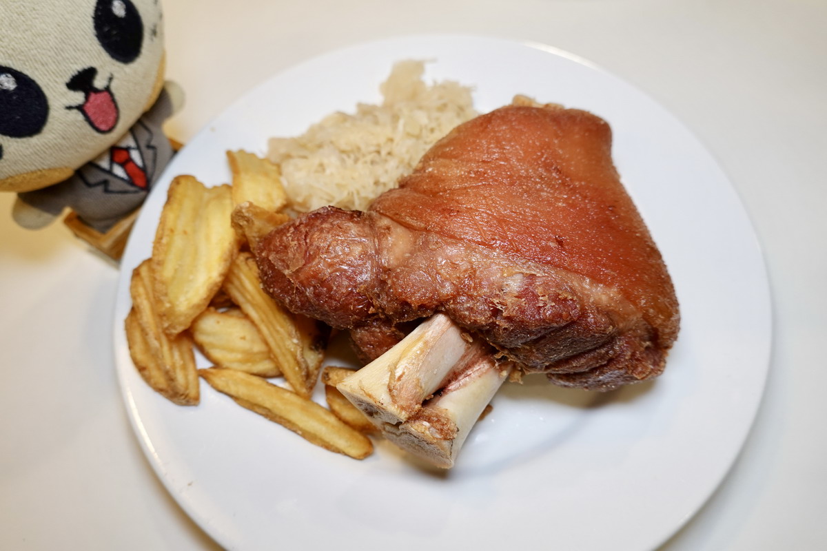 即時熱門文章：【台北小巨蛋站美食】宜家家居IKEA台北城市店-小巨蛋 2026：家具行斜槓餐飲業，生意比餐廳還要好，不限用餐時間大受歡迎，早餐便宜很划算 7500