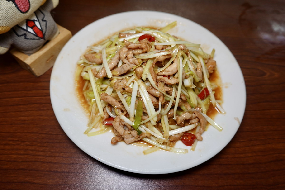 【台北南京復興站美食】香而廉小館 2026：小巷隱藏版熱炒店，好吃、便宜、大份量，抗漲省荷包 7376