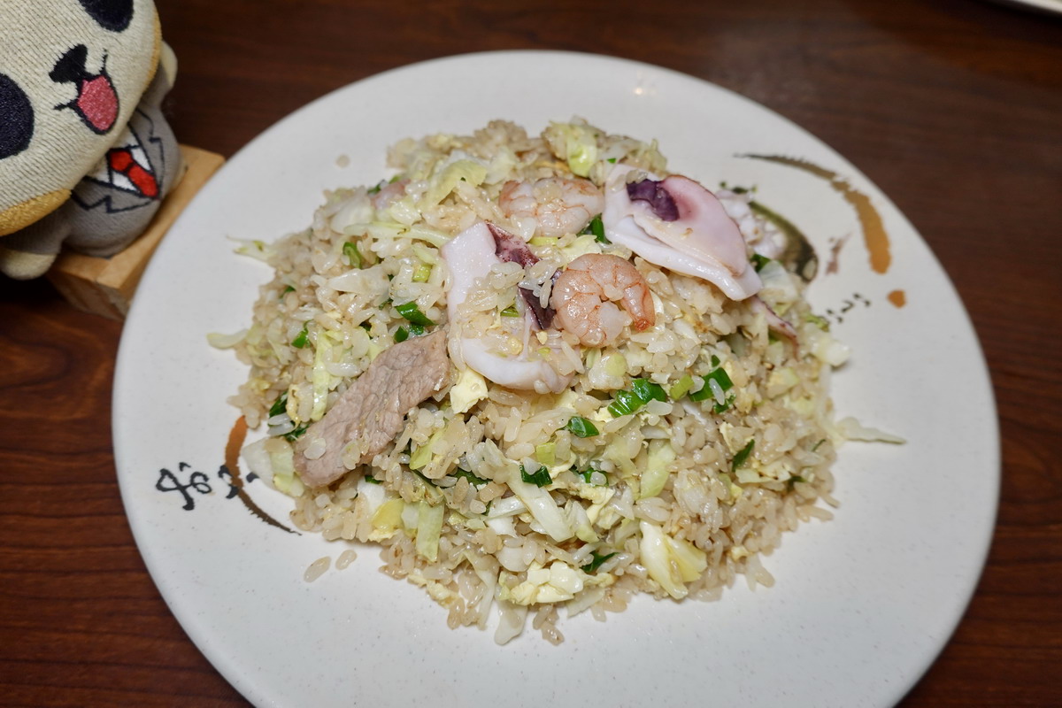 【台北南京復興站美食】香而廉小館 2026：小巷隱藏版熱炒店，好吃、便宜、大份量，抗漲省荷包 7376