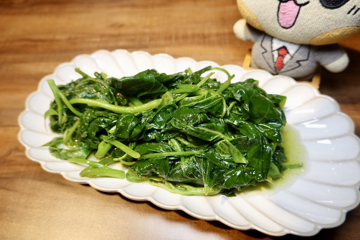 【台北中山國中站美食】閏似月．金香 2026：新開幕！被涼麵耽誤的豬腳開分店啦，豬腳、大腸、滷肉飯、涼麵都是名物，台灣味吃起來 7377