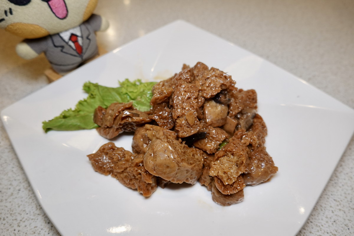 【台北六張犁站美食】陸品川浙名菜 2026：笑著付帳的餐廳！超便宜經濟實惠合菜餐廳，保有老菜與老味道，適合帶長輩聚餐，香酥鴨是代表菜 7384