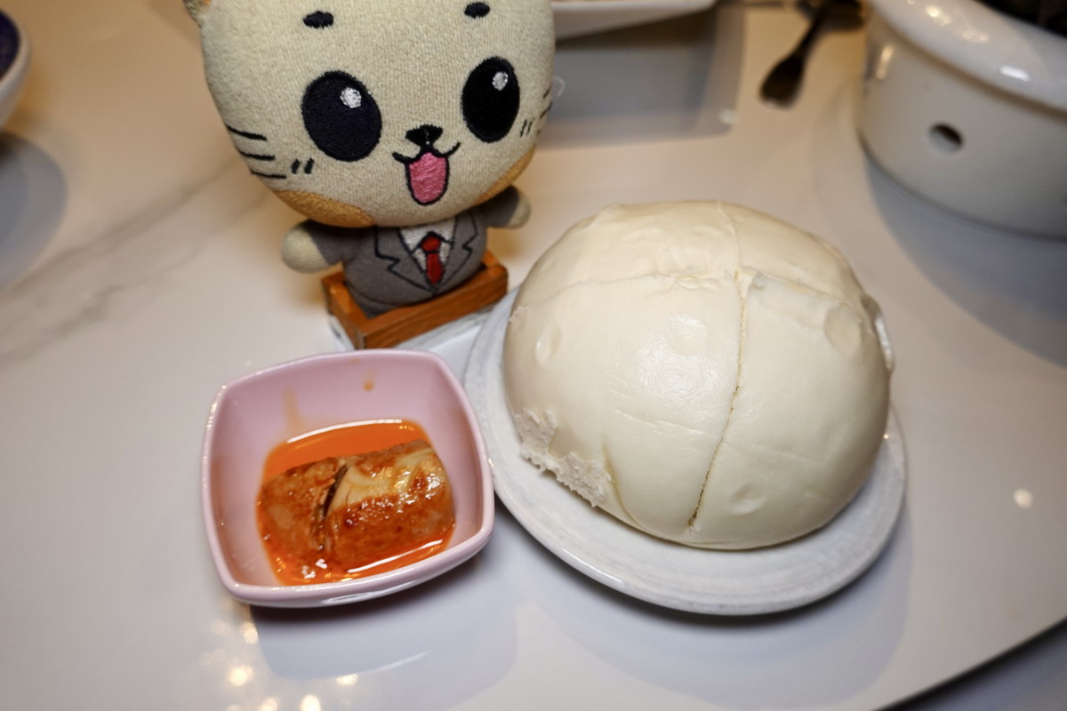 【台北南京復興站美食】趙海真私廚（新址）2026：超大顆獅子頭！師從傅培梅，僕實無華但真材實料的預約制無菜單眷村菜，價錢便宜份量大，饅頭沾豆腐乳是必點特色 7395
