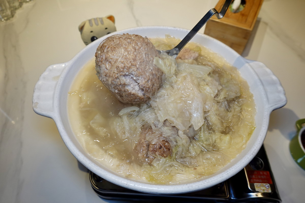 【台北南京復興站美食】趙海真私廚（新址）2026：超大顆獅子頭！師從傅培梅，僕實無華但真材實料的預約制無菜單眷村菜，價錢便宜份量大，饅頭沾豆腐乳是必點特色 7395