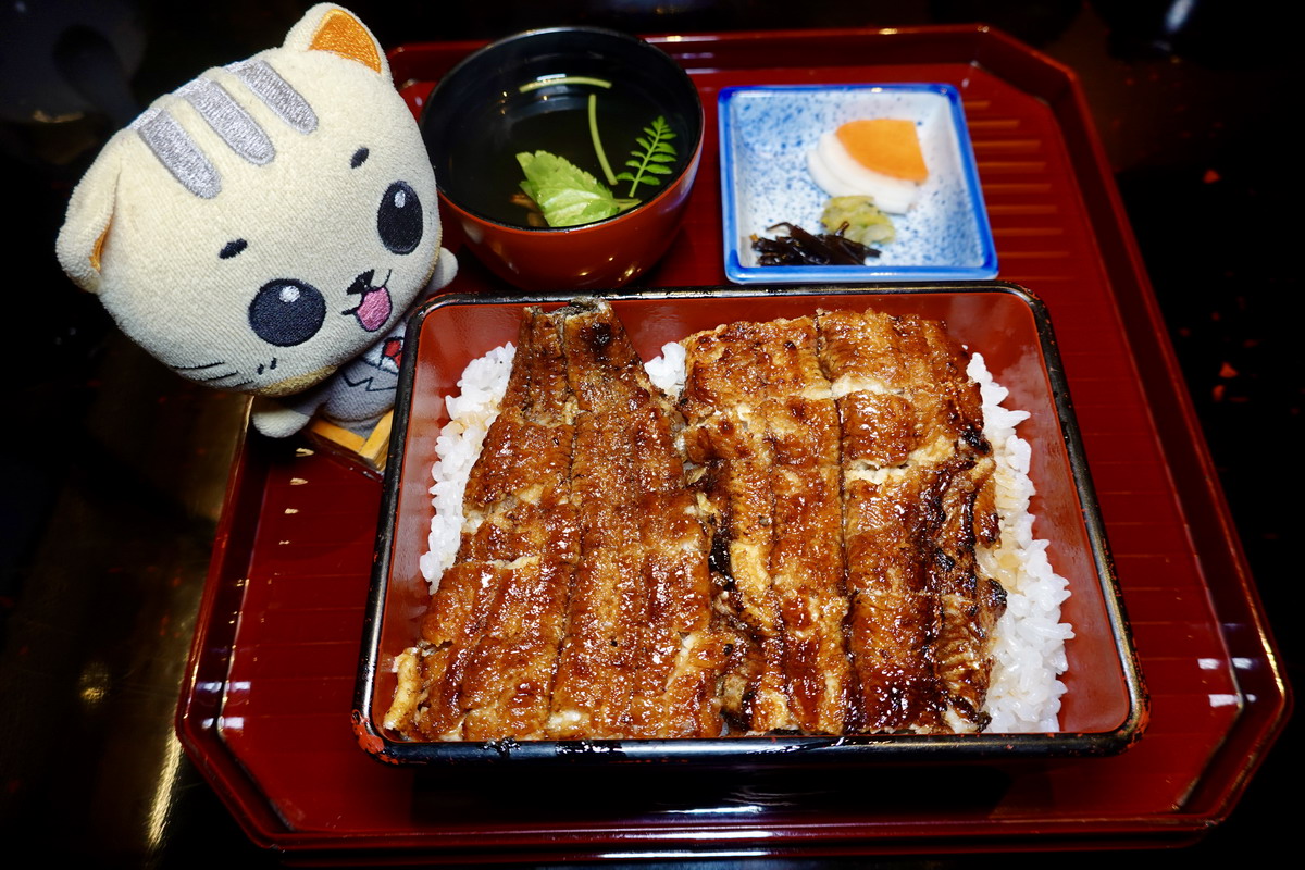 【日本九州美食】田舍庵 2026：北九州市百年鰻魚飯老店，米其林入選，鰻魚飯三吃與鰻肝串燒都是名物，台北分店叫小倉屋，參觀小倉城、宮本武藏史蹟、門司港可以吃這家 7401
