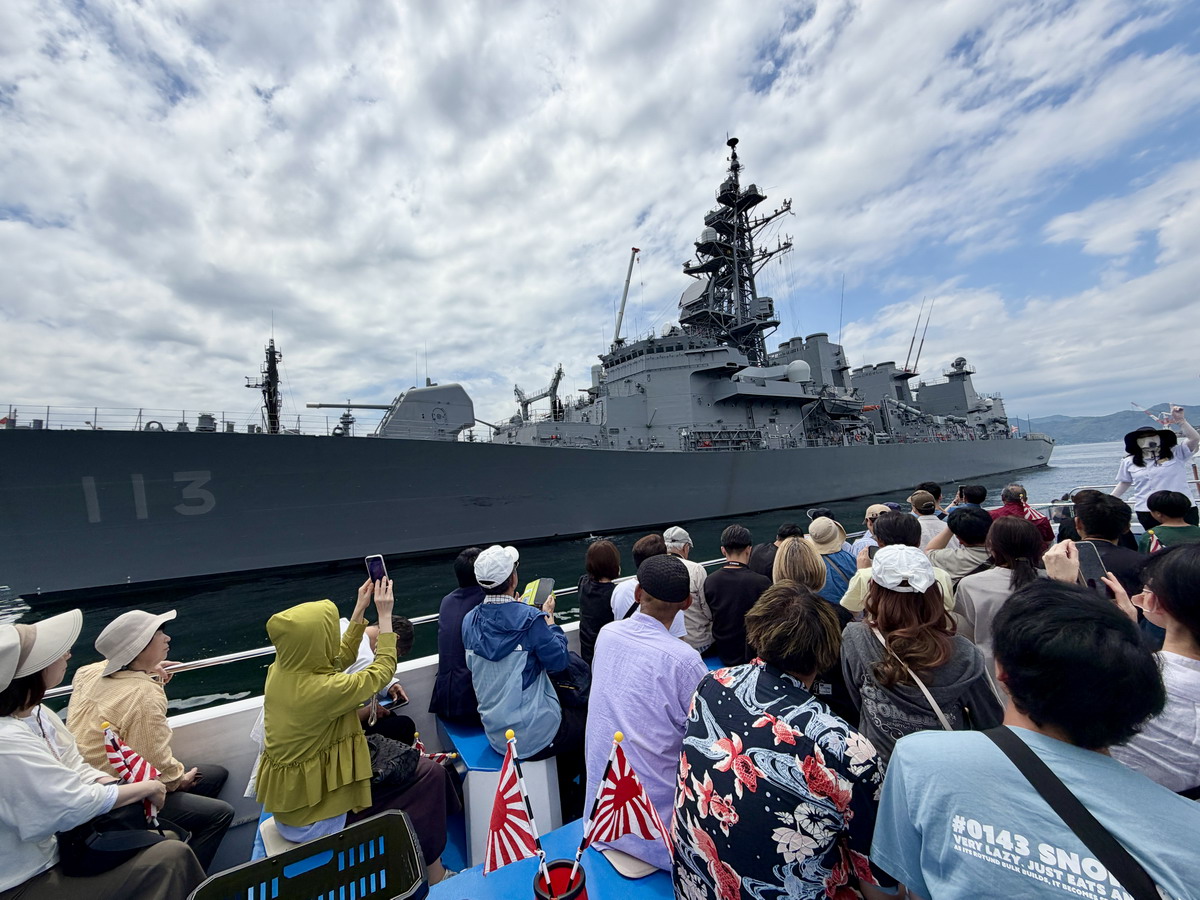 【日本廣島旅遊】吳港艦船巡遊之旅 2026:近距離欣賞日本海上自衛隊軍艦與潛艦,廣島縣吳市的特色旅遊行程,軍事迷必去朝聖 7406 【日本廣島旅遊】吳港艦船巡遊之旅 2026:近距離欣賞日本海上自衛隊軍艦與潛艦,廣島縣吳市的特色旅遊行程,軍事迷必去朝聖 7406