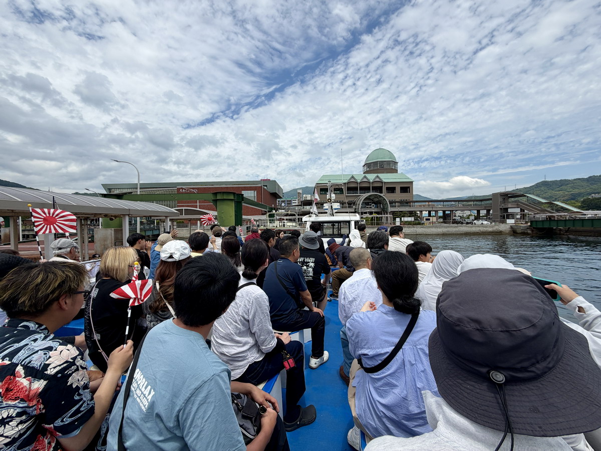 【日本廣島旅遊】吳港艦船巡遊之旅 2026:近距離欣賞日本海上自衛隊軍艦與潛艦,廣島縣吳市的特色旅遊行程,軍事迷必去朝聖 7406 【日本廣島旅遊】吳港艦船巡遊之旅 2026:近距離欣賞日本海上自衛隊軍艦與潛艦,廣島縣吳市的特色旅遊行程,軍事迷必去朝聖 7406