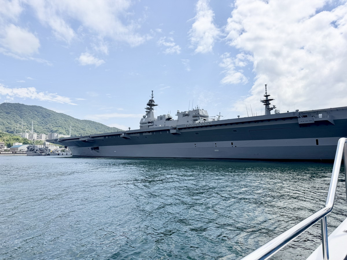 【日本廣島旅遊】吳港艦船巡遊之旅 2026:近距離欣賞日本海上自衛隊軍艦與潛艦,廣島縣吳市的特色旅遊行程,軍事迷必去朝聖 7406 【日本廣島旅遊】吳港艦船巡遊之旅 2026:近距離欣賞日本海上自衛隊軍艦與潛艦,廣島縣吳市的特色旅遊行程,軍事迷必去朝聖 7406