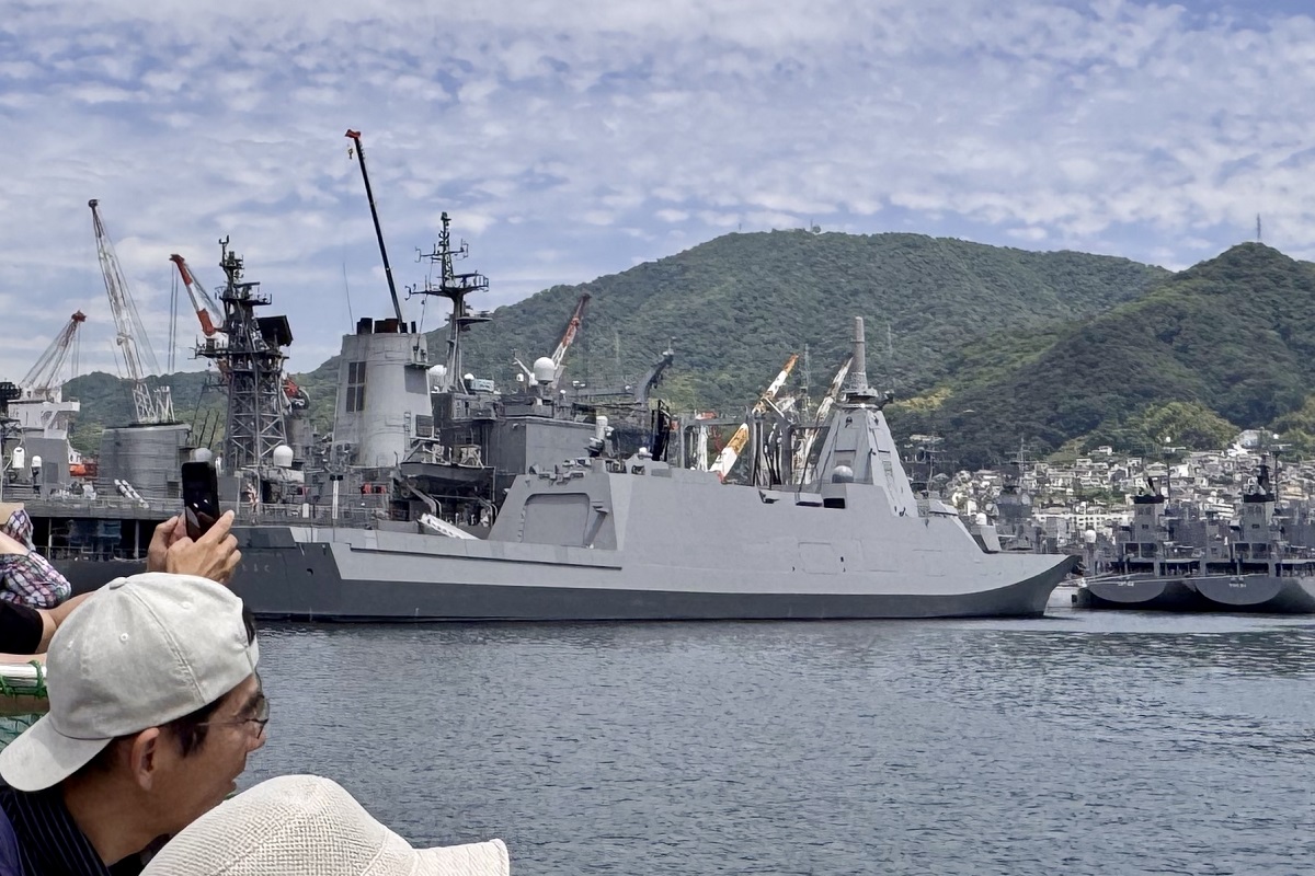 【日本廣島旅遊】吳港艦船巡遊之旅 2026:近距離欣賞日本海上自衛隊軍艦與潛艦,廣島縣吳市的特色旅遊行程,軍事迷必去朝聖 7406 【日本廣島旅遊】吳港艦船巡遊之旅 2026:近距離欣賞日本海上自衛隊軍艦與潛艦,廣島縣吳市的特色旅遊行程,軍事迷必去朝聖 7406