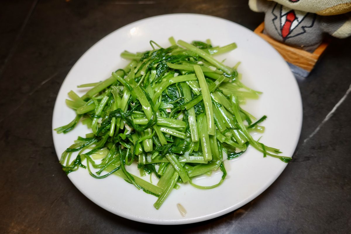 【台北六張犁站美食】品鱻海鮮熱炒店 2026：「輝達」（NVIDIA）執行長黃仁勳「兆元宴」韓國版，平價海鮮熱炒店，經濟實惠，熱門聚餐地點 7412