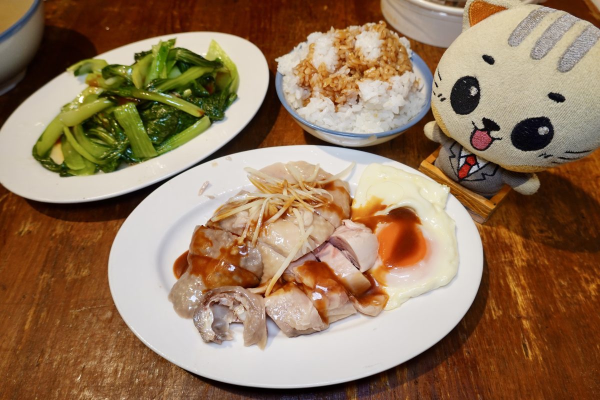網站近期文章：【新北永和美食】竹林雞肉永和總店 2026：日理萬雞！米其林入選雞肉飯，雞肉軟嫩香甜還很平價，老滷雞爪凍意外的好吃不要錯過 7415