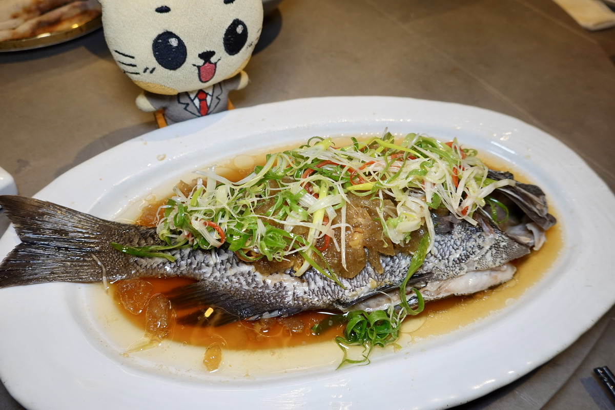 【台北忠孝敦化站美食】四味軒台菜餐廳 Savique Taiwanese Cuisine 2026：東區新開幕台菜餐廳，烤鴨+現流海鮮+手工功夫菜，聚餐口袋新名單 7417