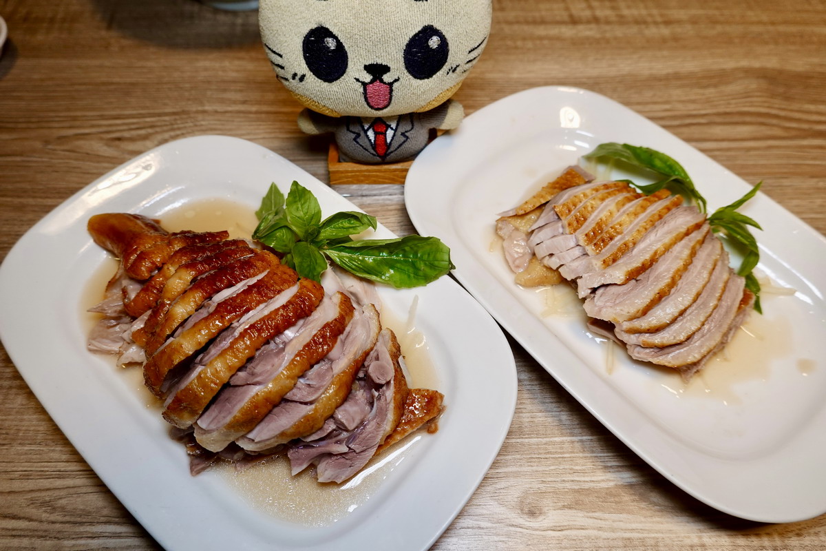 【新北新店市公所站美食】碧潭橋頭鵝肉 2026:米其林新入選,飄香超過30年的碧潭老字號在地美食,鵝肉鮮美,公告營業到下午3點只是參考用的,往往提早賣光光 7422 【新北新店市公所站美食】碧潭橋頭鵝肉 2026:米其林新入選,飄香超過30年的碧潭老字號在地美食,鵝肉鮮美,公告營業到下午3點只是參考用的,往往提早賣光光 7422
