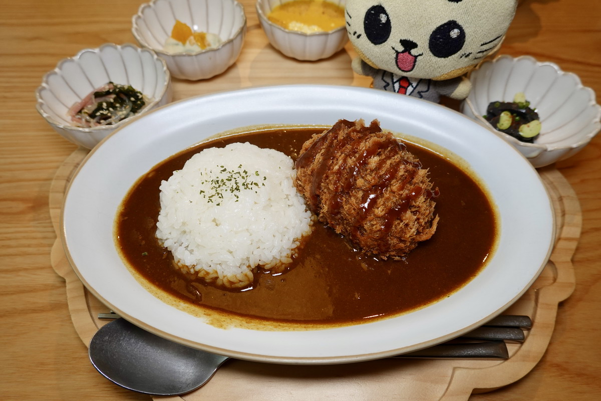 網站近期文章：【台北松山機場站美食】武田咖哩食堂 TORIAEZU CURRY 2026：米其林入選！米其林2星主廚武田健志的咖哩飯，精緻美味，挑戰你荷包深度 7425