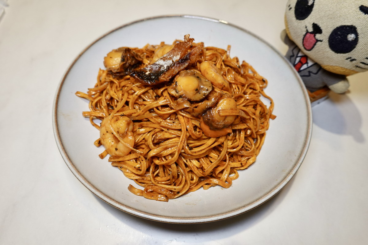 【台北中山站美食】檀島香港茶餐廳南西店 2026：檀島九週年慶「港味饗花蓮・山海鮮味祭」，香港茶餐廳名店在台灣，新菜色融入花蓮本土食材，燒鵝、蛋撻、絲襪奶茶都是招牌 7428