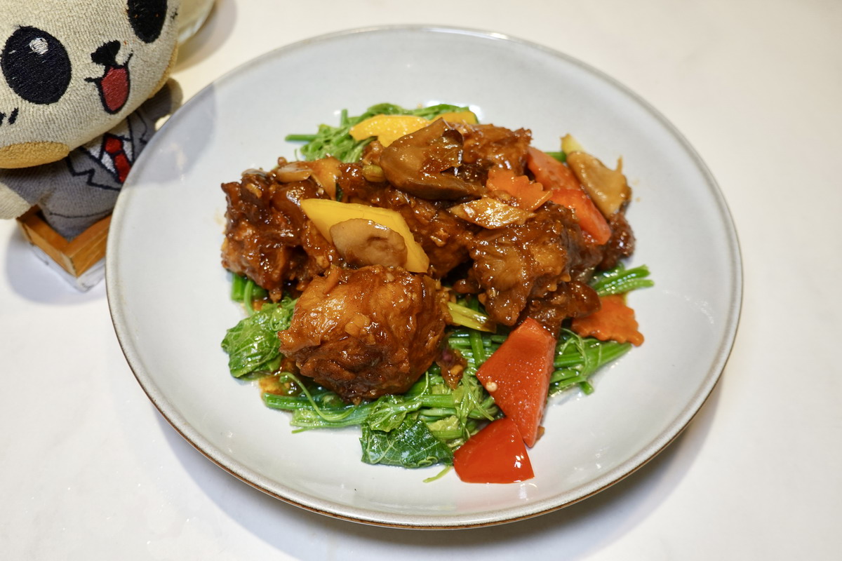 【台北中山站美食】檀島香港茶餐廳南西店 2026：檀島九週年慶「港味饗花蓮・山海鮮味祭」，香港茶餐廳名店在台灣，新菜色融入花蓮本土食材，燒鵝、蛋撻、絲襪奶茶都是招牌 7428