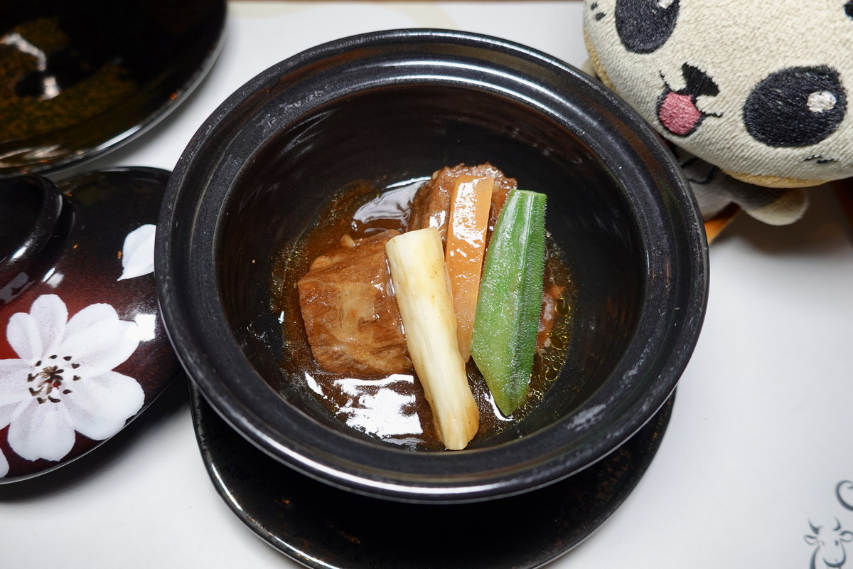 【台北市政府站美食】日山壽喜燒割烹 Hiyama 2026：日本東京百年壽喜燒老店來台灣，連續10年得到米其林1星，只用最高等級A5日本和牛，每月最後一個週二原價吃到飽！7431