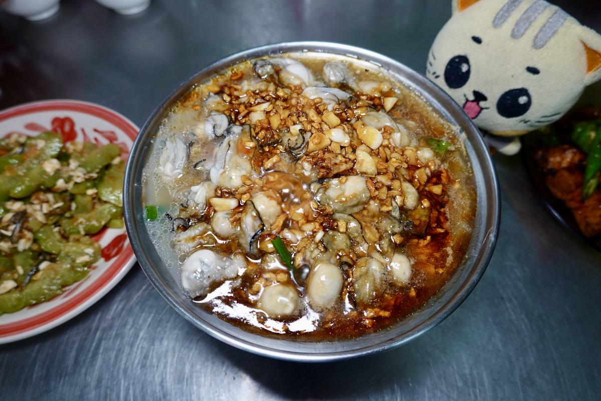 【台北大橋頭站美食】阿雲家常菜 2026：在廟埕大樹下辦桌！大稻埕慈聖宮老牌熱炒店，阿雲婆婆的家常料理有媽媽的味道(有室內用餐區) 7433