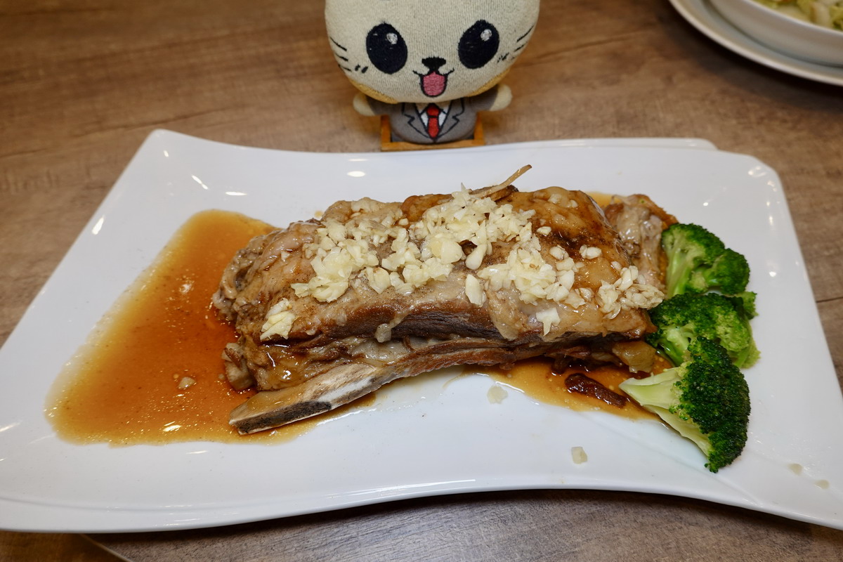 【台北南京復興站美食】花娘小館復興店 2026：黃仁勳愛店居然開第三間店了，會不會太扯？老闆肯定上輩子燒好香，是經濟實惠的聚餐選擇 7436