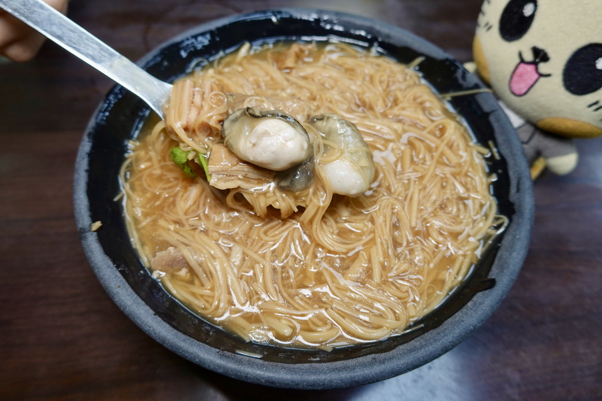 即時熱門文章：【台北中山國中站美食】黃金麵線 2026：台北麵線五大天王之一，蚵仔、大腸還加肉丁，料多實在，《寶可夢Go》戰友激推必吃麵線 7438