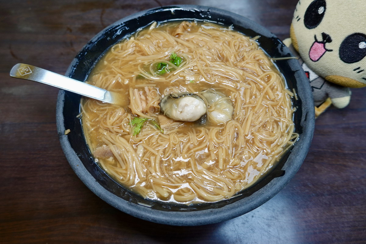【台北中山國中站美食】黃金麵線 2026：台北麵線五大天王之一，蚵仔、大腸還加肉丁，料多實在，《寶可夢Go》戰友激推必吃麵線 7438