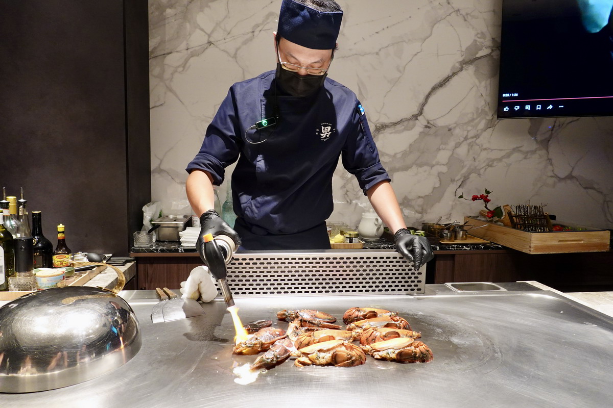 【台北松江南京站美食】男鐵板燒 2026：全預約制無菜單鐵板燒，包廂隱私性高還可以唱歌，適合商務宴會或慶生聚餐，食材新鮮，午間套餐最划算 7458