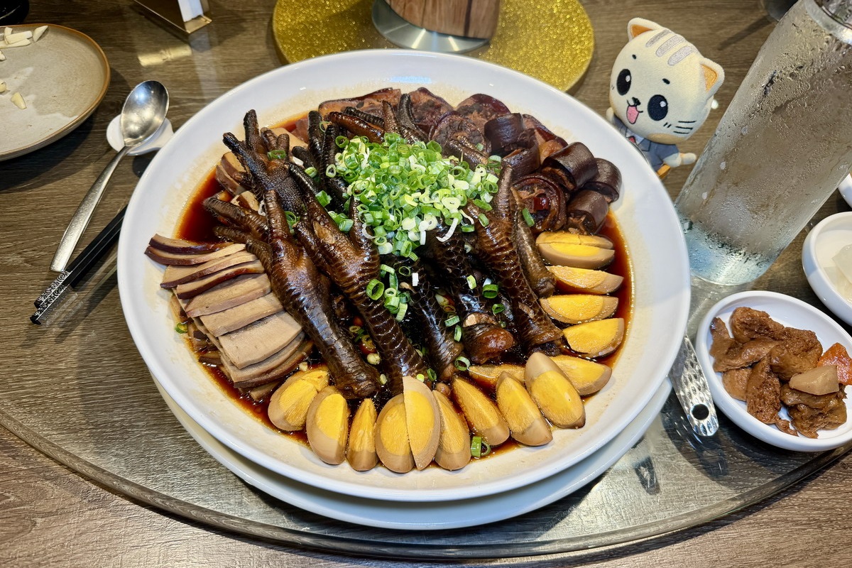 【台北忠孝敦化站美食】南村私廚小酒棧 2026：林青霞、張清芳都上門，新派創意眷村風味餐廳，融合中菜與台菜，獨樹一幟的創意料理 7451