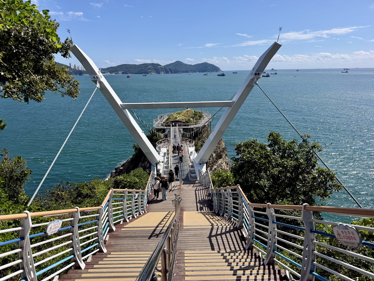 【韓國釜山旅遊】松島風景區 Busan Songdo 2026：釜山必遊！海水浴場、海上纜車、龍宮步道、小王子拍照樂園、岩南公園，可以待上一整天的美麗風景區 7501