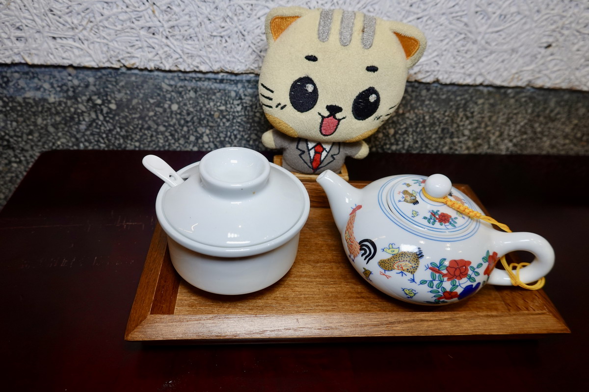 【台北中山國小站美食】川生渝味牛肉麵 2026：低調神秘不現身的蝙蝠俠主廚乃是正宗郫縣豆瓣醬傳人，帶來四川風味紅燒牛肉麵，還有乾麵和雞湯 7511