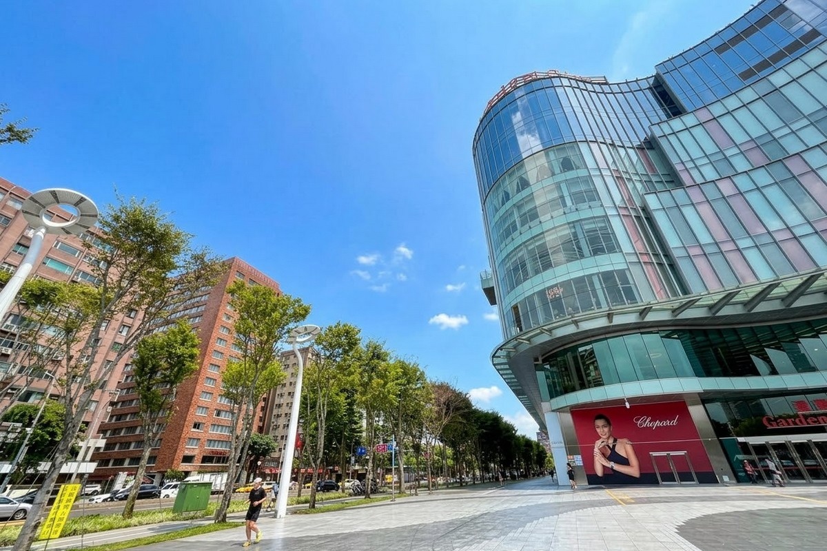 【台北市旅遊】台北國聯大飯店 2026:大巨蛋前第一排,看棒球賽、聽演唱會超方便,房間全面整修,餐廳美味得到米其林入選,台北市中心住宿選擇,貴賓享勞斯萊斯禮車接送 7517 【台北市旅遊】台北國聯大飯店 2026:大巨蛋前第一排,看棒球賽、聽演唱會超方便,房間全面整修,餐廳美味得到米其林入選,台北市中心住宿選擇,貴賓享勞斯萊斯禮車接送 7517